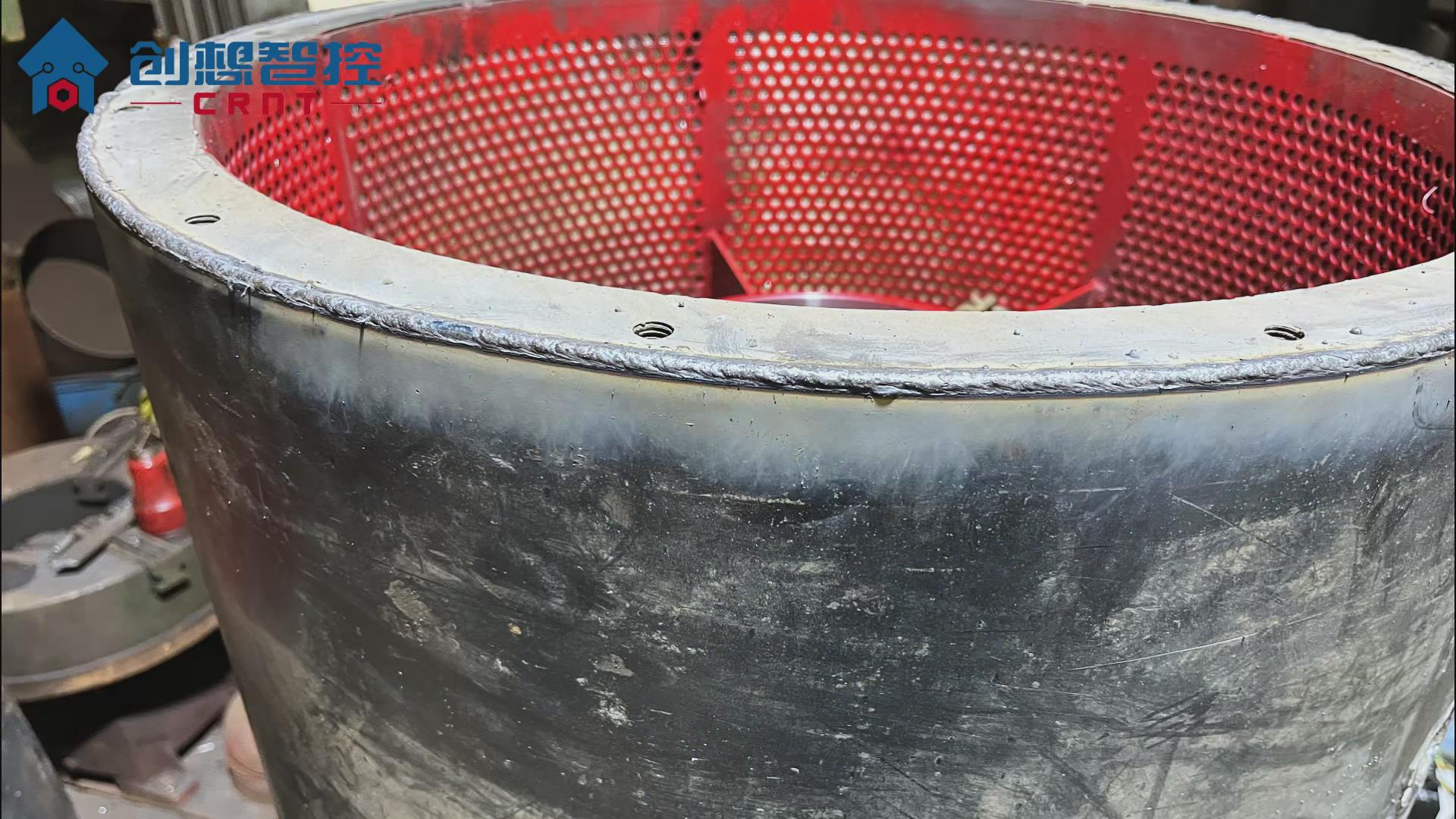 創(chuàng)想智控激光焊縫跟蹤器協(xié)同專機在風機高精度自動焊接的應用